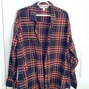 Old Navy Multicolor Plaid Boyfriend Shirt